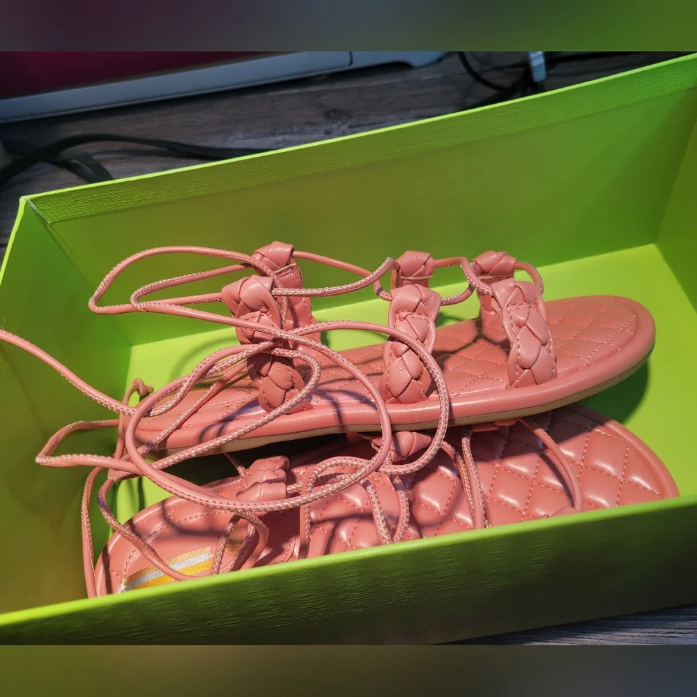 Sam Edelman new box